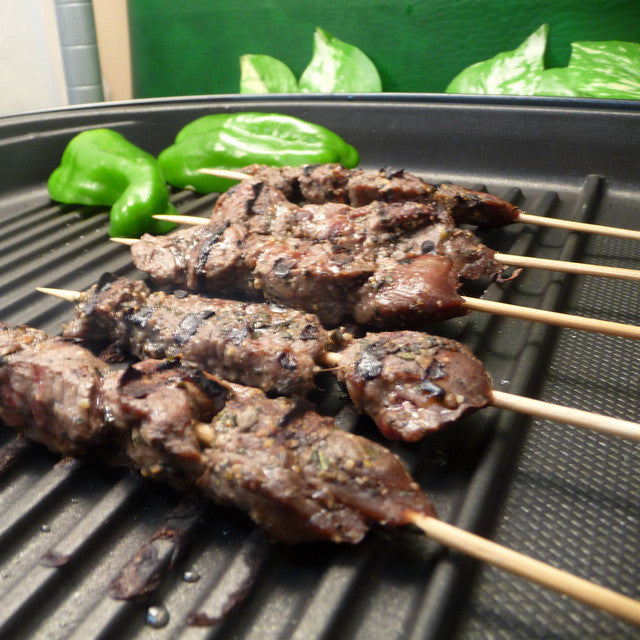 竹串付き味付けカンガルーキューブ 150g