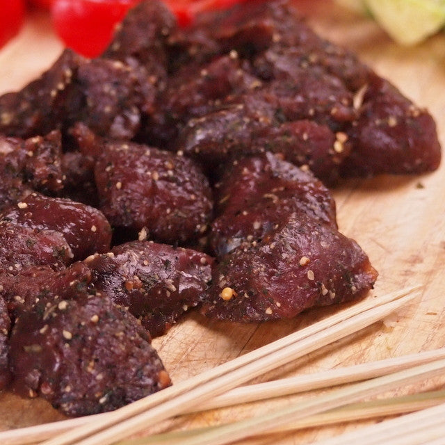 竹串付き味付けカンガルーキューブ 150g