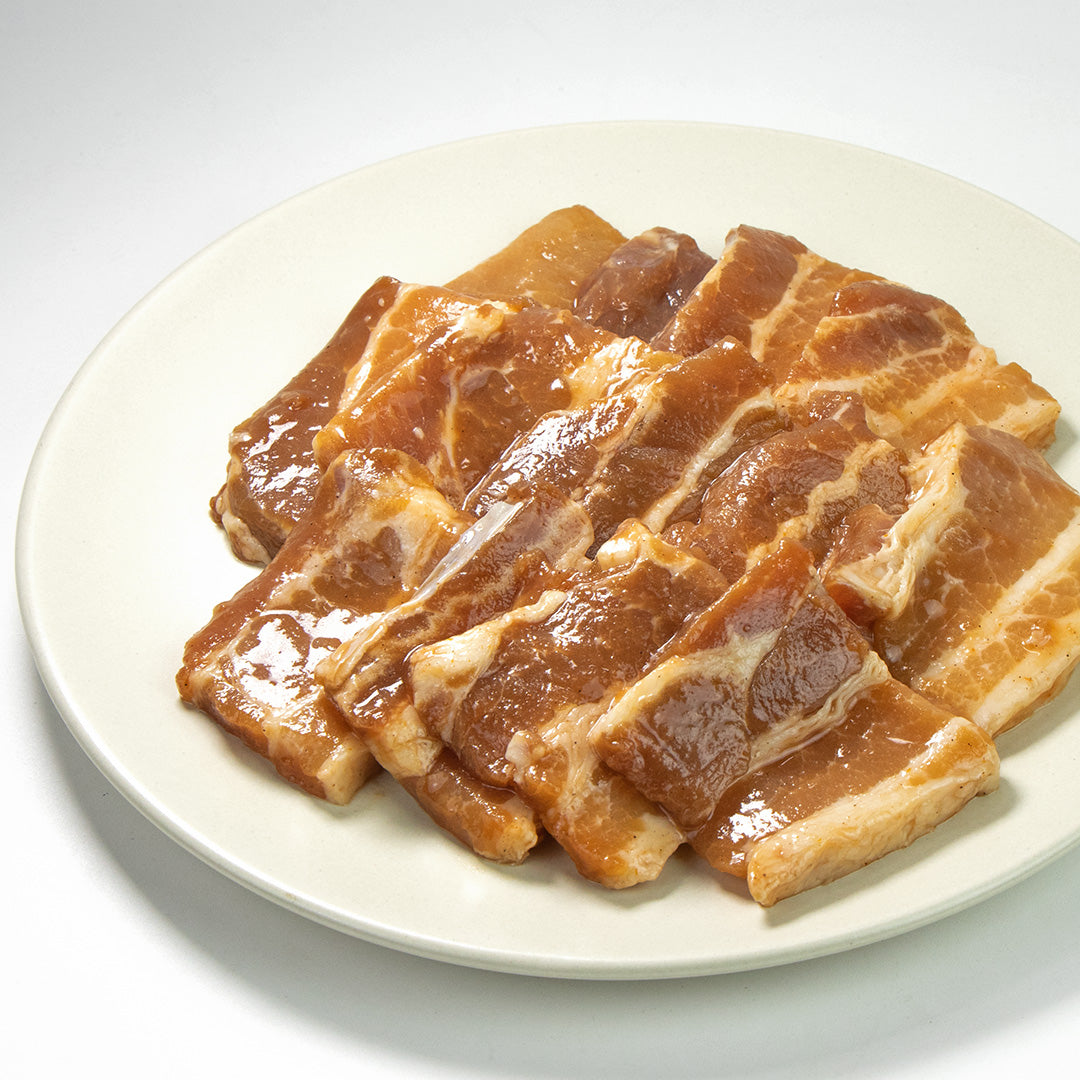 【※賞味期限2025/11/20までの為、50%OFF!日付指定不可】【BBQ風麹漬け】豚バラスライス220g 未加熱 ハナマルキ(株)コラボレーション商品