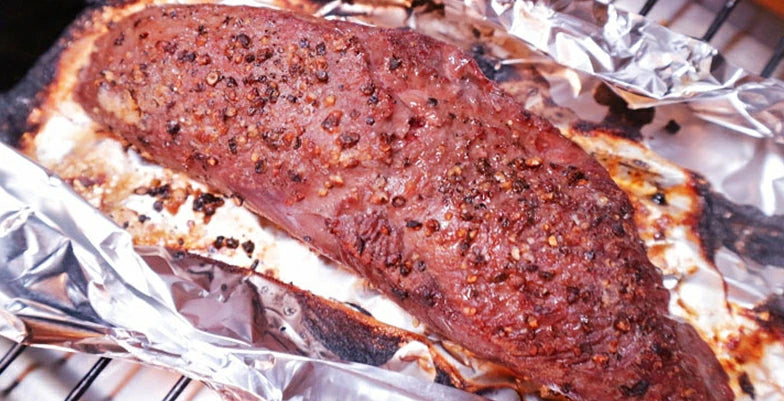 ホイルに包んだカンガルーモモ肉