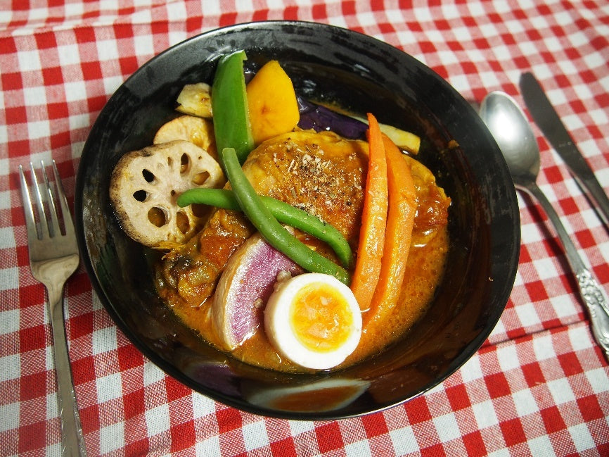 煮込みチキンのスープカレー