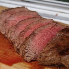 Grass-Fed Beef Rump Roast Block (Aitchbone) (700g)