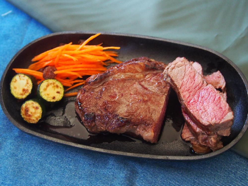DO IT AT HOME! A GUIDE ON HOW TO GRILL THICK STEAK