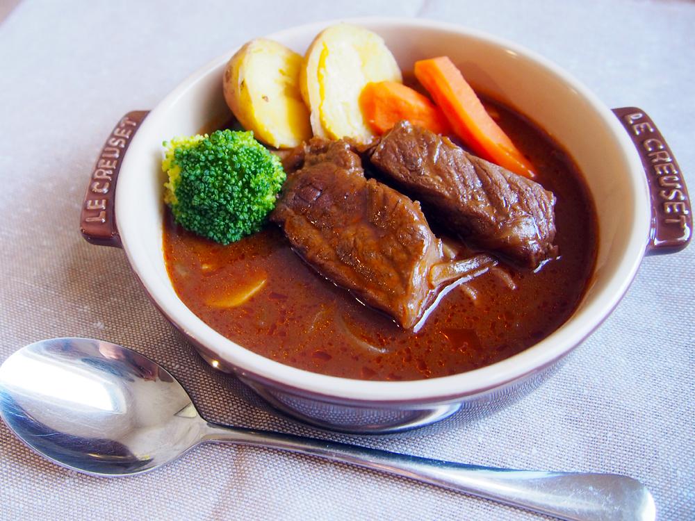 DAY 3-5 BEEF STEW WITH SIRLOIN (FOR 2-3 PEOPLE)