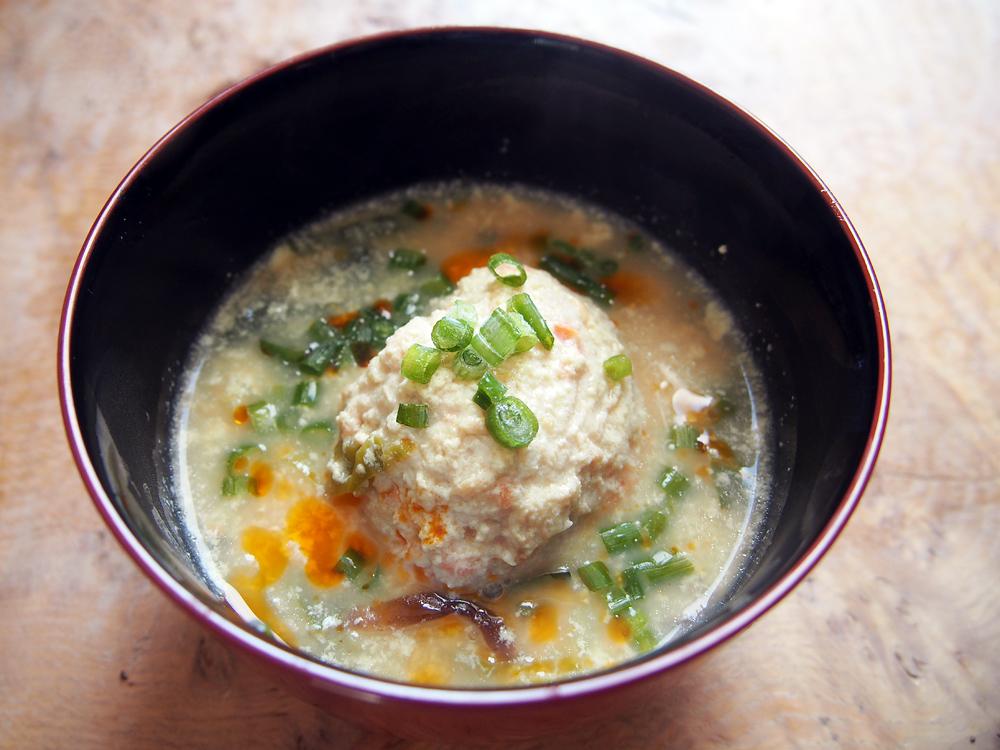 ジャンボ鶏むね肉団子の豆乳スープ(2人分)