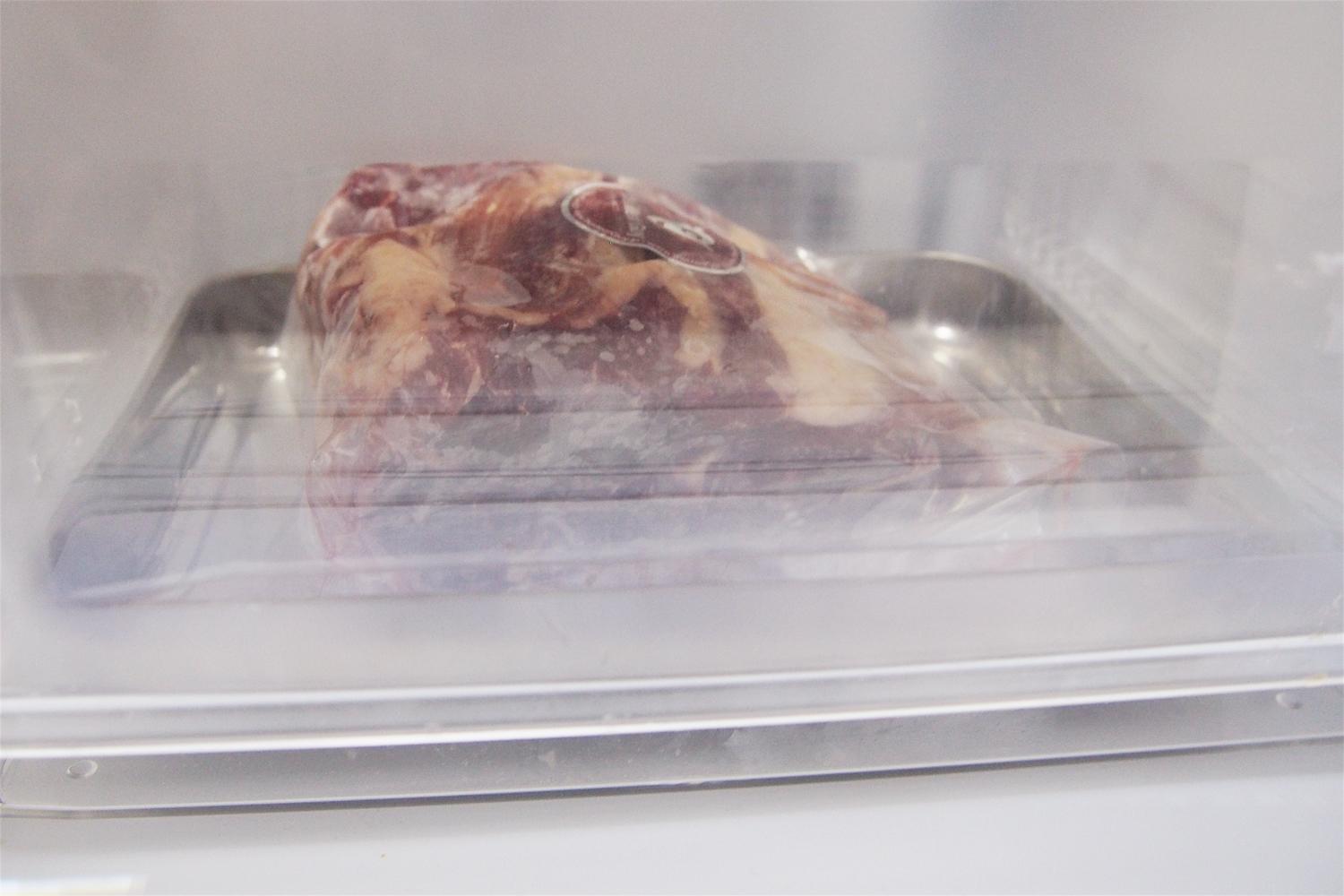 HOW TO DEFROST MEAT: AN EASY WAY TO THAW MEAT SLOWLY IS IN THE CHILLER